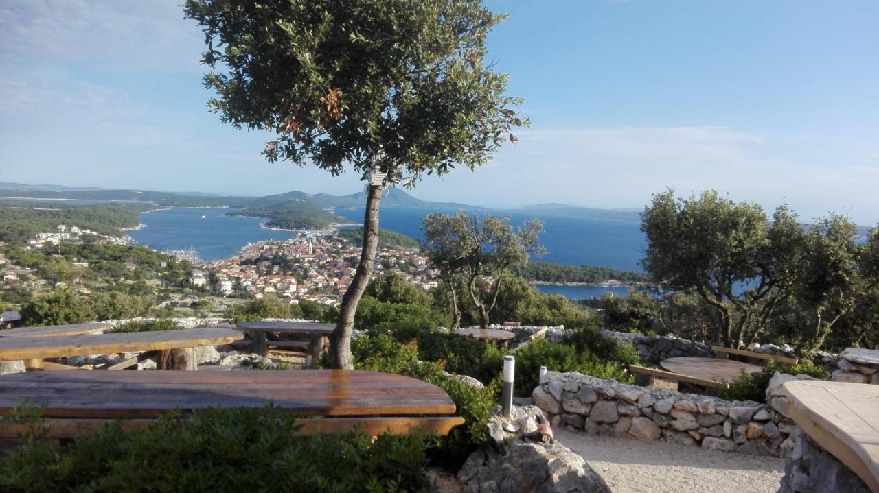 Apartments Veli Losinj Bagian luar foto