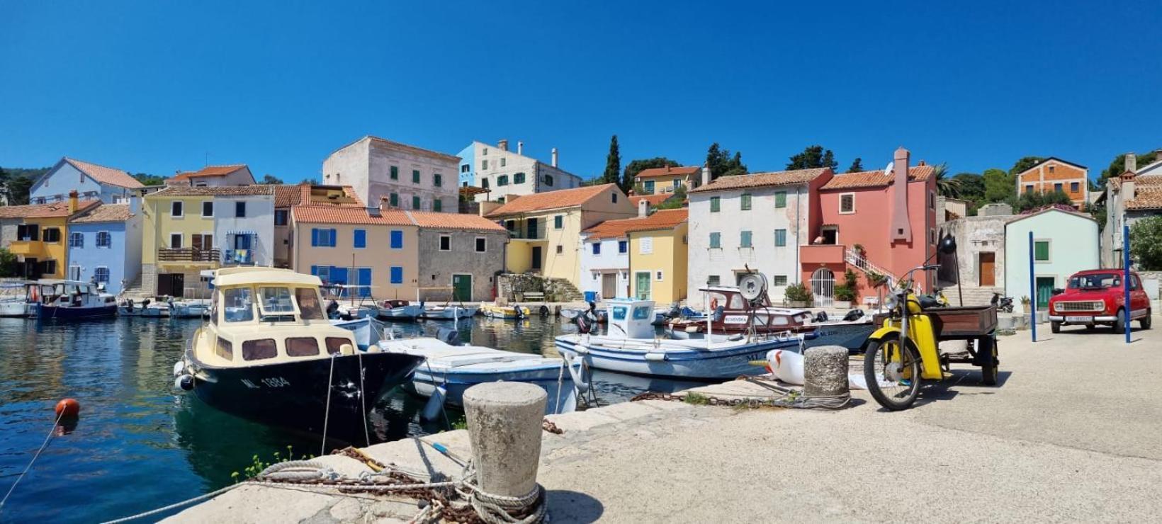 Apartments Veli Losinj Bagian luar foto