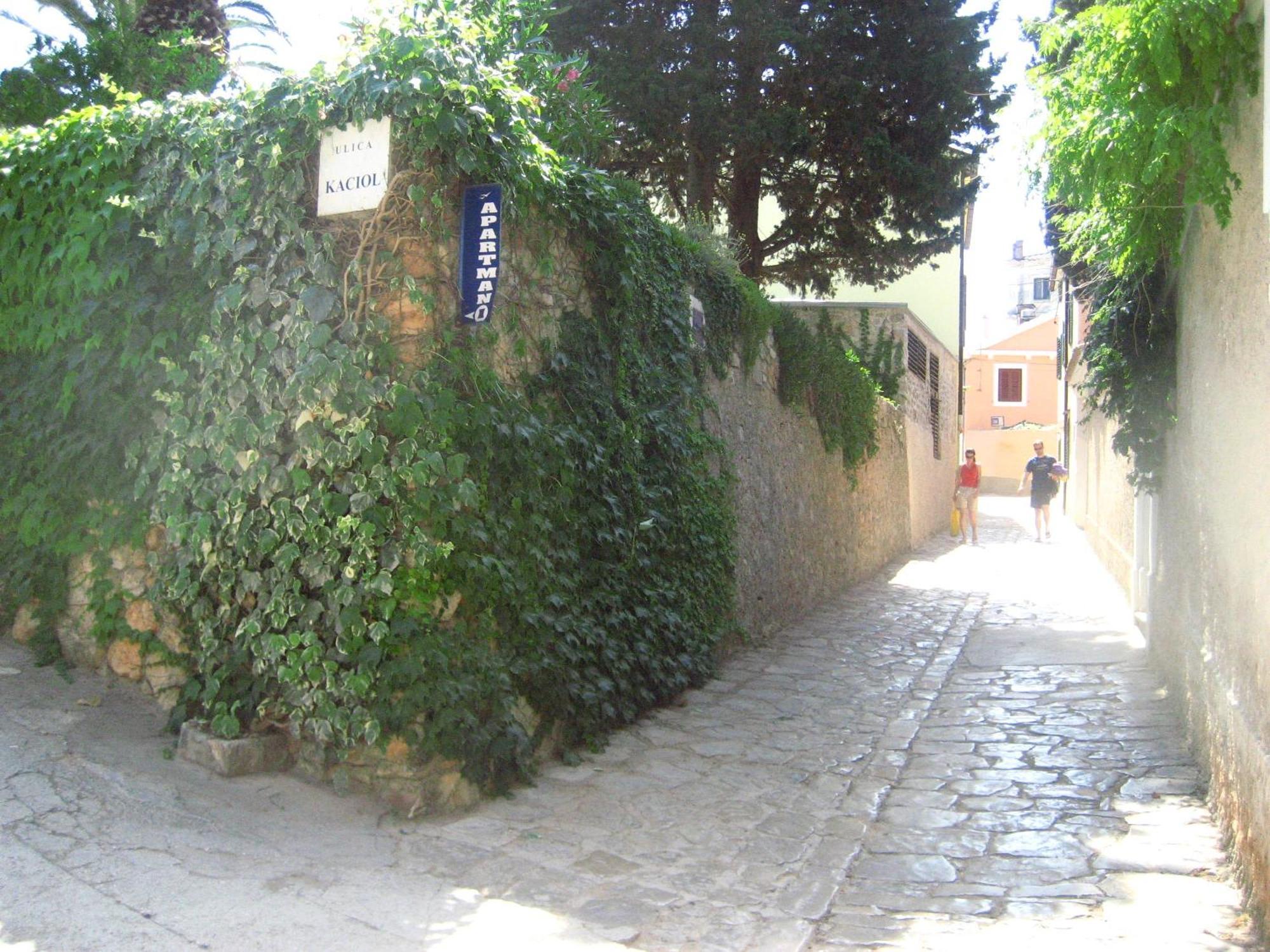 Apartments Veli Losinj Bagian luar foto